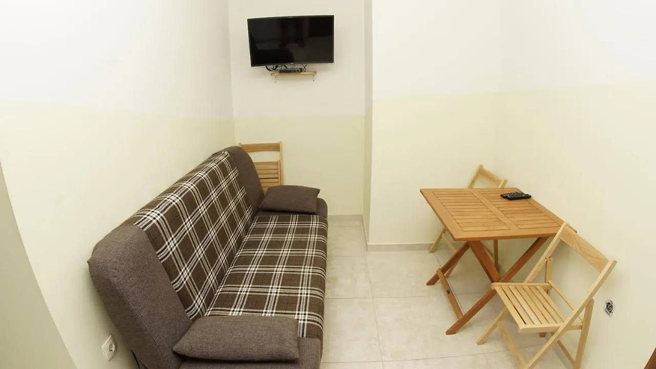Economy Apartment 12 Sleeps 3 Guests Split