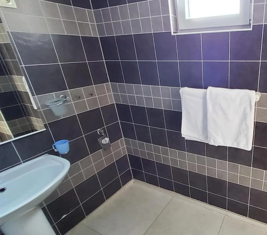Economy Apartment 12 Sleeps 3 Guests Split